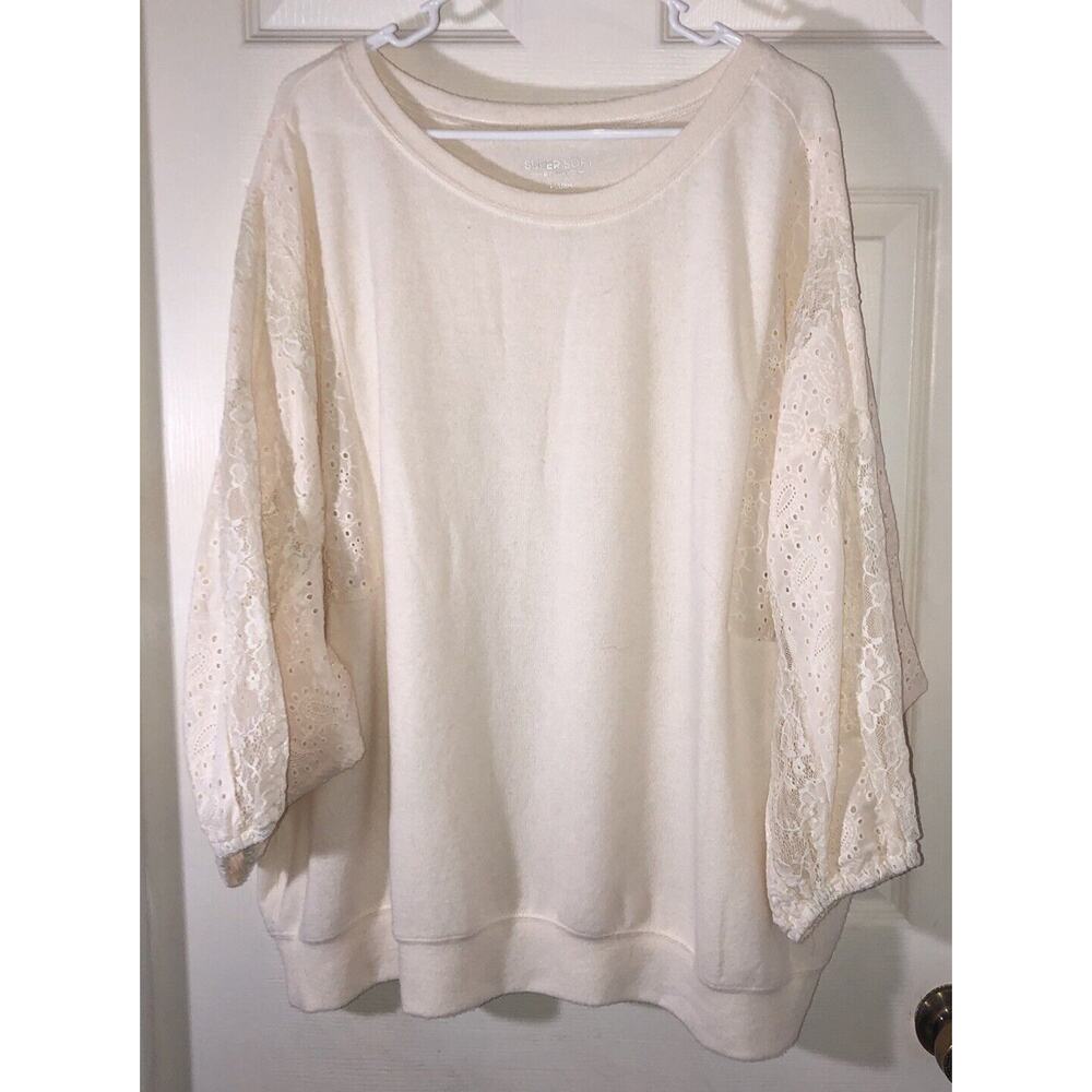 Super Soft By Torrid Sweater White Ivory Boxy Lacy Wide Sleeves Size 3